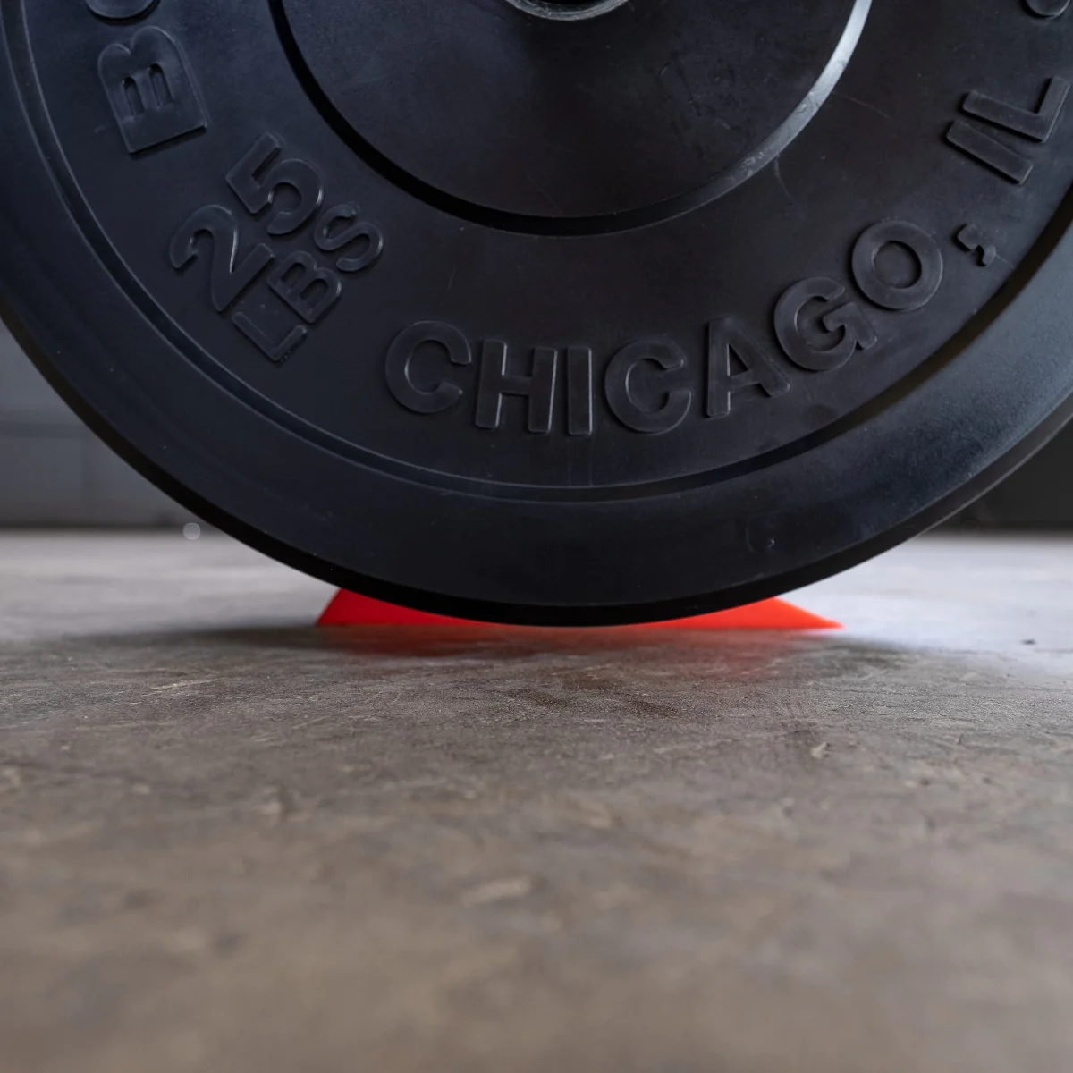 Deadlift Wedge - Olympic Plate Wedge – Body-Solid (BSTOPW) 6 Deadlift Wedge - Olympic Plate Wedge – Body-Solid (BSTOPW) - Image 6